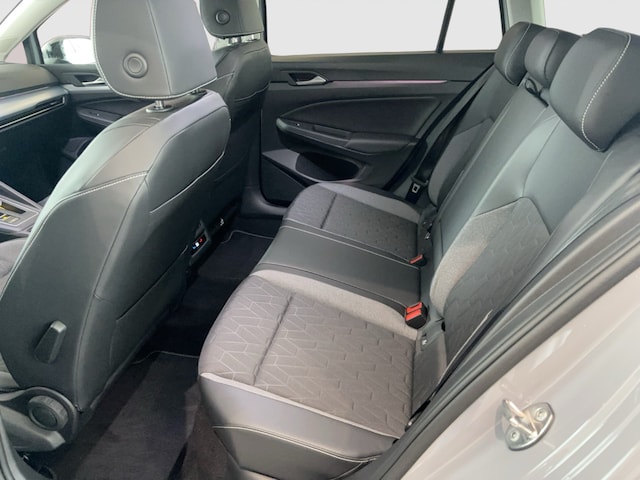 Volkswagen Golf 1.5 eTSI DSG Golf VIII Variant