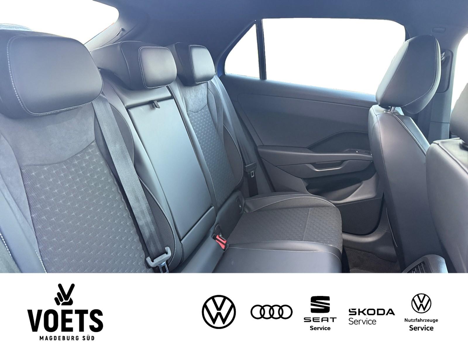 Volkswagen T-Roc 1.5 eTSI DSG R-Line