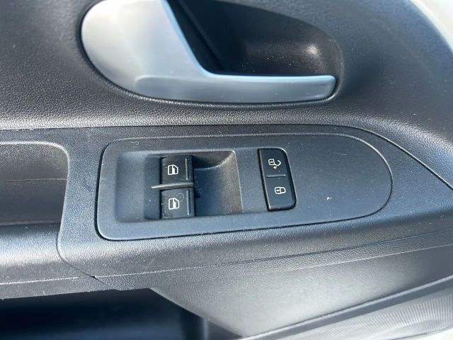 Volkswagen up! 1.0 MPI