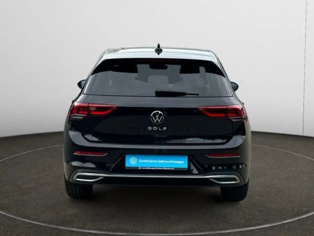 Volkswagen Golf 1.5 TSI Golf VIII IQ.Drive