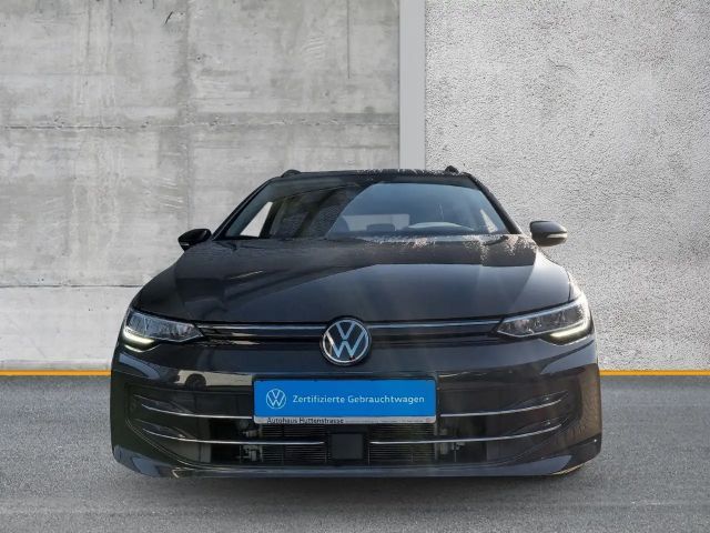 Volkswagen Golf 1.5 eTSI DSG Golf VIII Variant