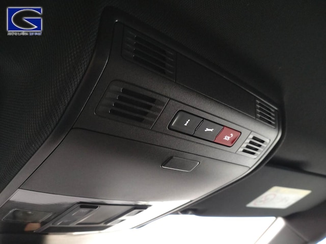 Volkswagen Polo Polo 1.0     R-L  BT070 TSID7F