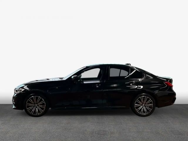 BMW 330 330e M-Sport Sedan