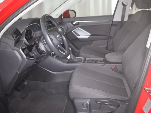 Audi Q3 35 TDI S-Tronic