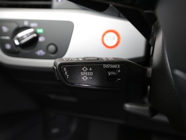 Audi A4 40 TFSI Avant Quattro S-Tronic