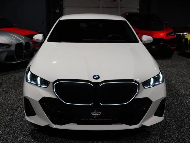 BMW 520 520d M-Sport Sedan xDrive