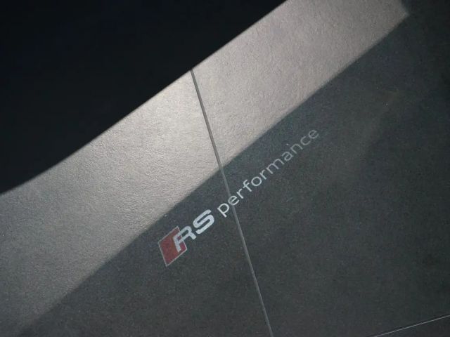 Audi RS Q8 Performance