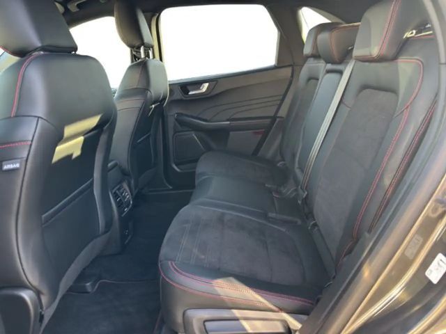 Ford Kuga Plug in Hybrid ST Line X