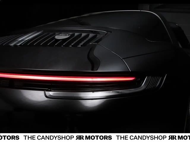 Porsche 911 4 Cabrio GTS Targa