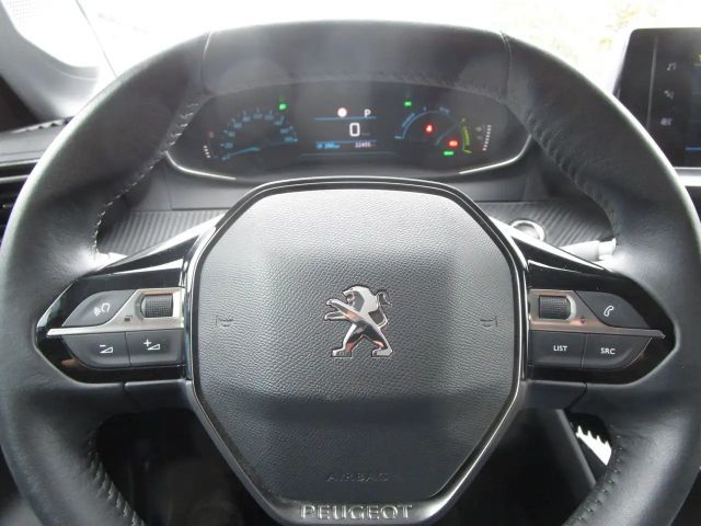 Peugeot E-2008 Active Pack