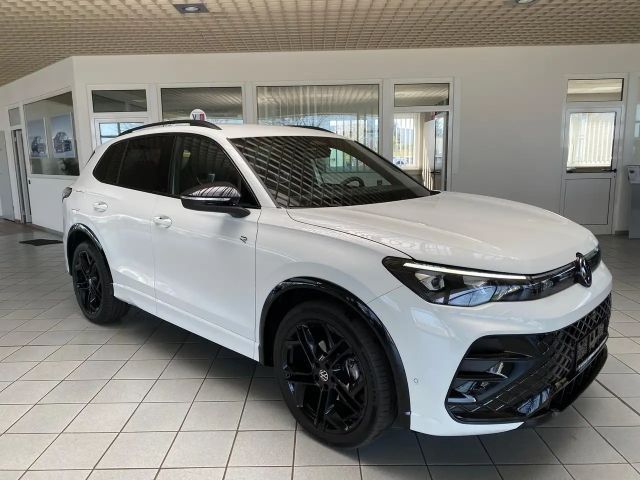 Volkswagen Tiguan 1.5 eTSI DSG R-Line Style