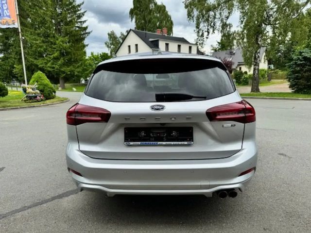 Ford Focus ST Line Wagon