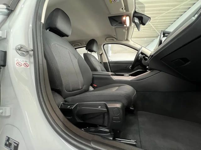 BMW 318 318d Touring