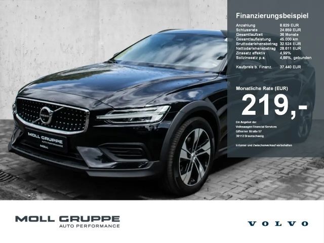 Volvo V60 Cross Country AWD Plus