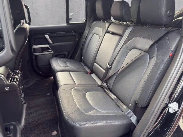 Land Rover Defender 110 Dynamic SE