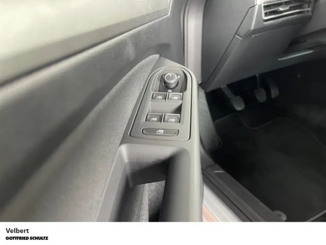 Volkswagen Golf 1.5 TSI Life Variant