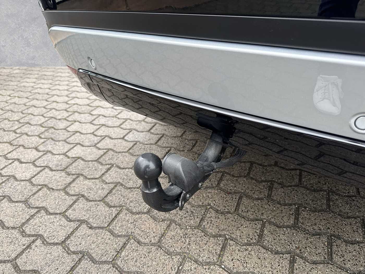 Land Rover Range Rover Velar D200 S