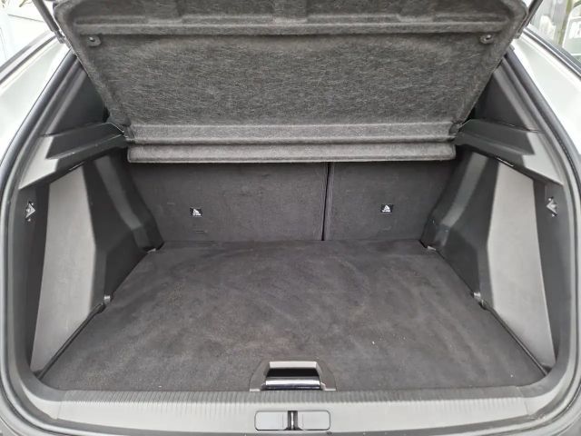 Peugeot 2008 Allure Pack EAT8 PureTech