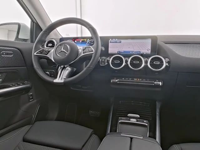 Mercedes-Benz GLA 180 Progressive