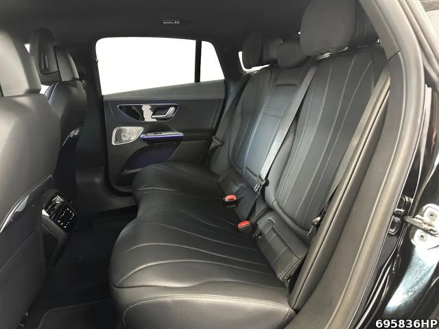 Mercedes-Benz EQE 300 Electric Art Sedan