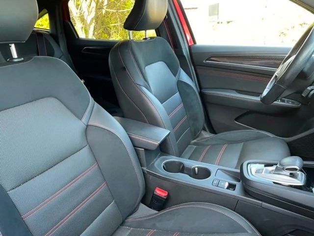 Renault Arkana E-Tech Hybrid RS