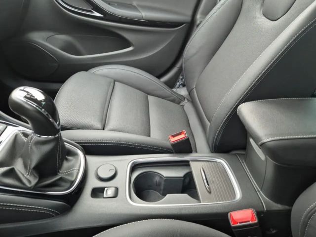 Opel Astra Sports Tourer Ultimate