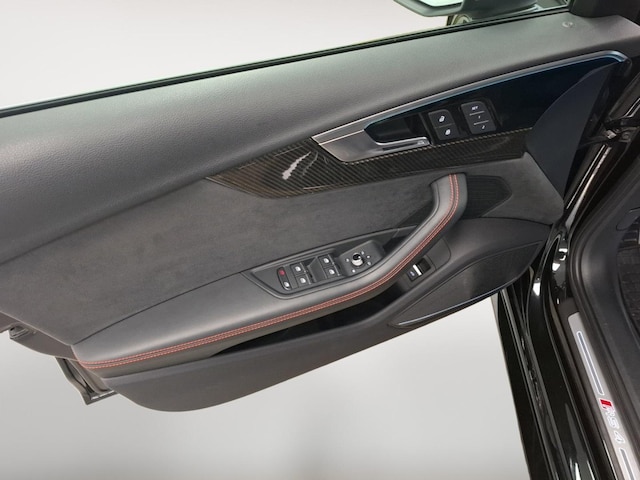 Audi RS4 Avant Quattro