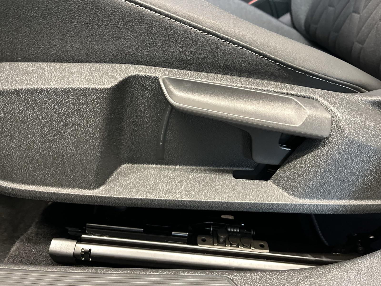 Volkswagen Golf 1.5 TSI Golf VIII