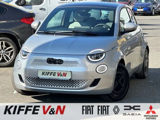 Fiat 500e Giorgio Armani Navi Leder individual LED SzHz