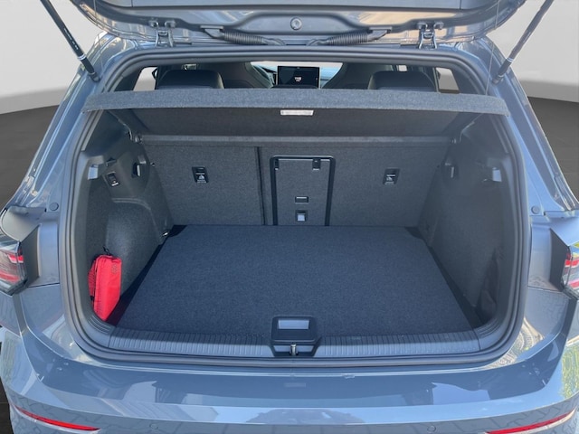 Volkswagen Golf 1.5 eTSI DSG IQ.Drive R-Line