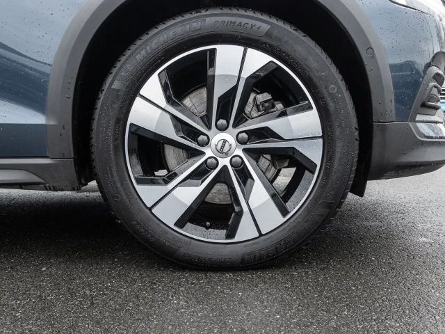 Volvo V60 Cross Country AWD Plus