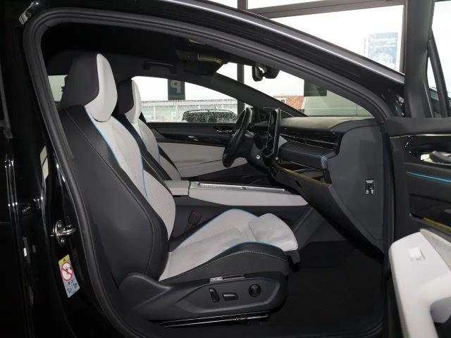 Volkswagen ID.7 IQ.Drive Pro