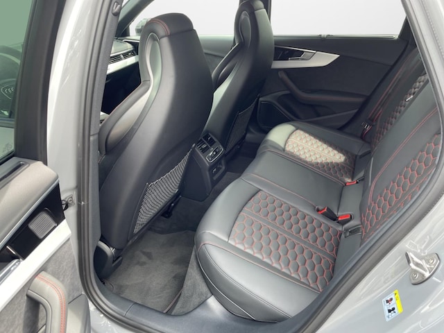 Audi RS4 Avant Quattro