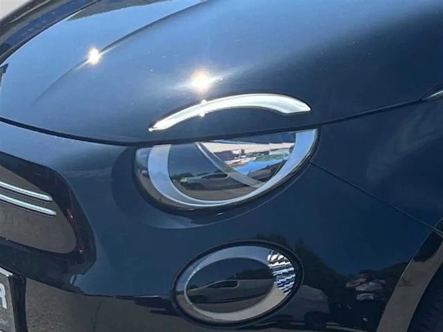 Fiat 500e 42 kWh