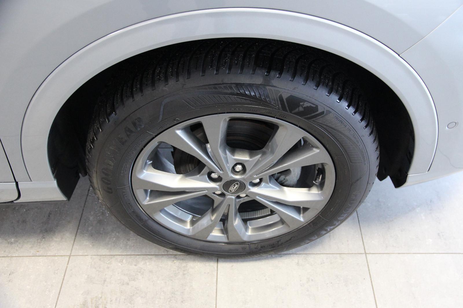 Ford Kuga Hybrid Plug in Hybrid ST Line