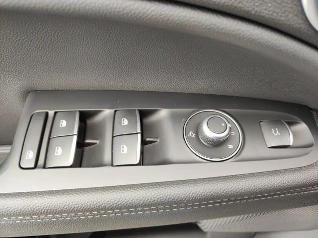 Alfa Romeo Stelvio AT8 Q4 Veloce