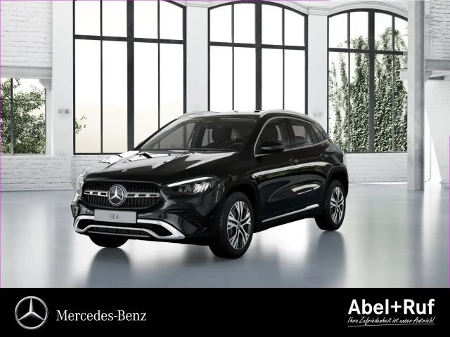 Mercedes-Benz GLA 200 Progressive