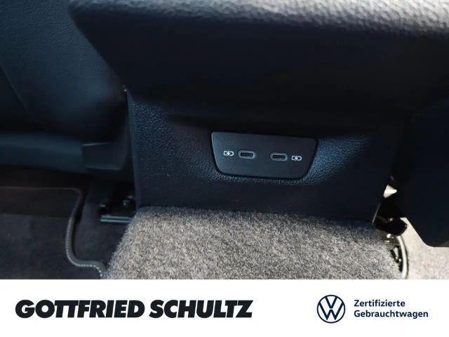 Volkswagen Golf DSG Variant