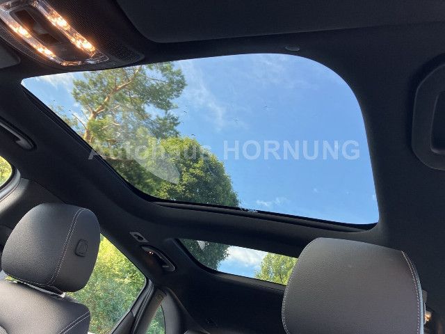 Mercedes-Benz B 200 Sedan