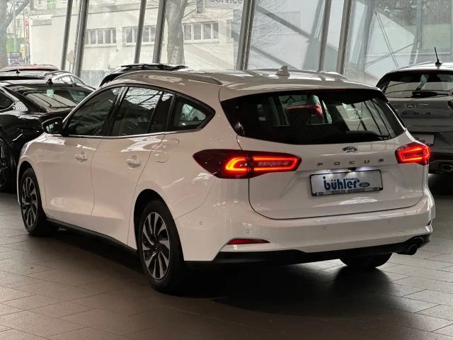 Ford Focus Titanium Wagon