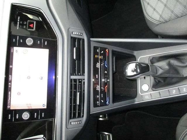 Volkswagen Taigo 1.5 TSI DSG R-Line