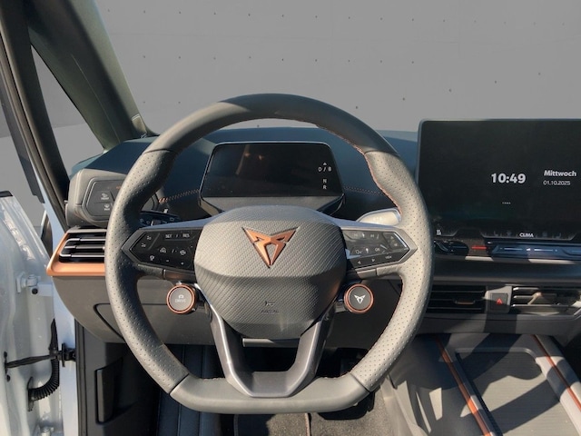 Cupra Born Born Edition Dynamic HdUp*NAV*ACC*SENNHEISER*20"