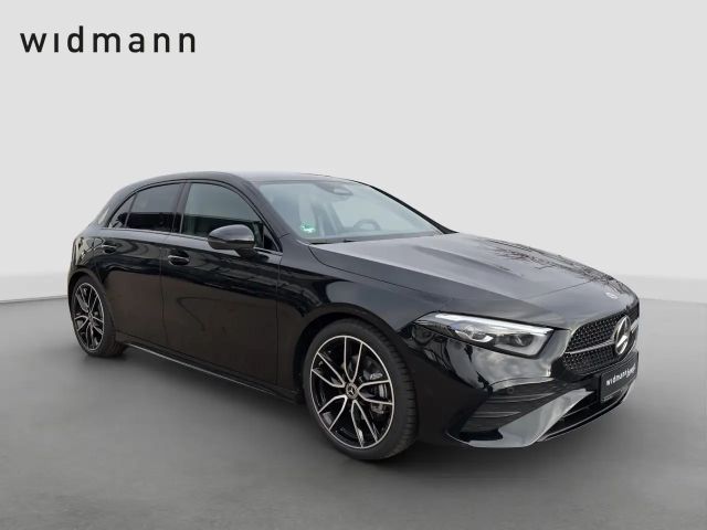 Mercedes-Benz A 200 Hatchback