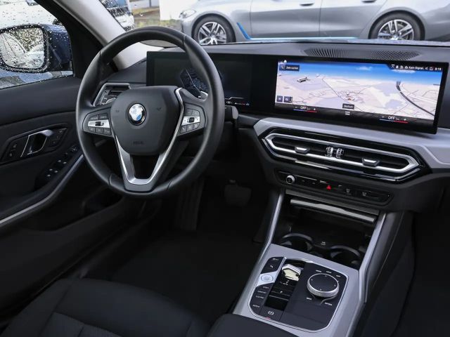 BMW 318 318d Sedan