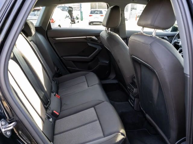 Audi A3 40 TFSI Sedan