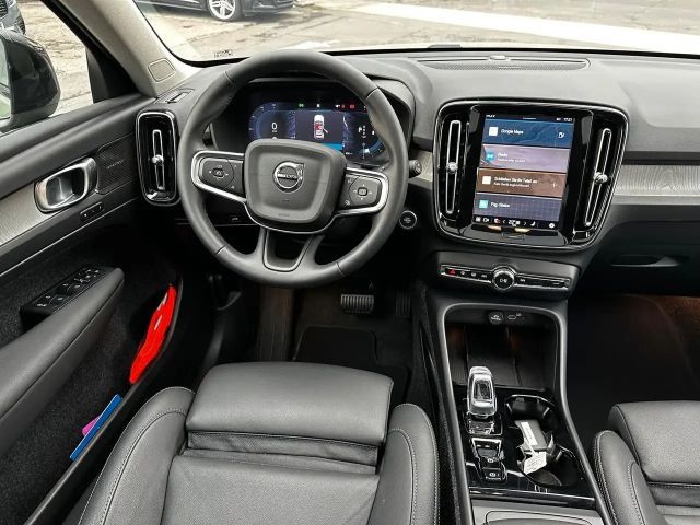 Volvo XC40 Dark Plus