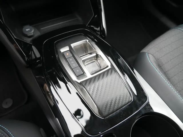 Peugeot E-2008 Allure Pack