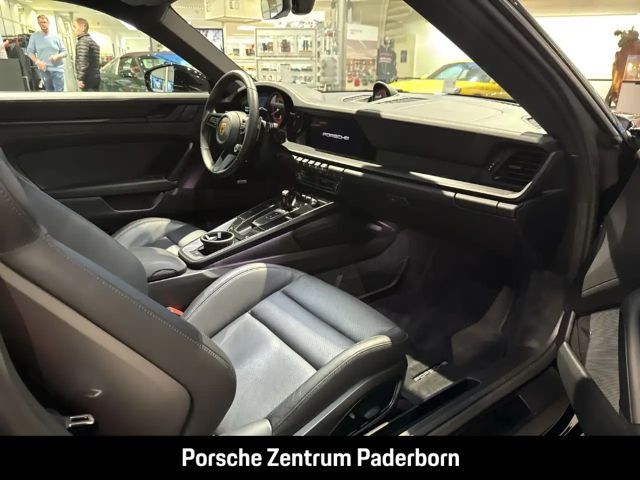 Porsche 992 Carrera Coupé GTS