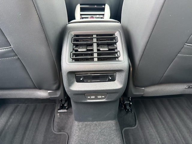 Volkswagen Tiguan TDI 4M Matrix/Pano/CarPlay/AHK