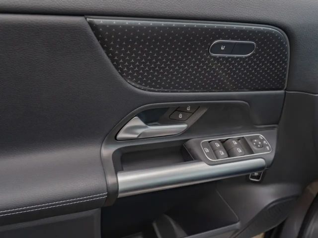 Mercedes-Benz GLA 200 Progressive